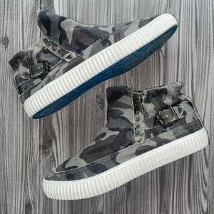 Blowfish Malibu Camouflage High-Top Sneakers